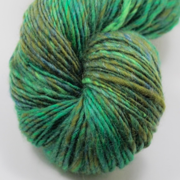 Merino Tencel Handspun Yarn Single Ply 7315 - Picture 2 of 3